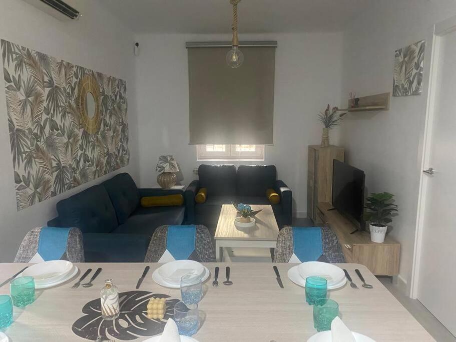 Apartamento En Toledo Ideal Para Visitas A Puy Du Fou מראה חיצוני תמונה